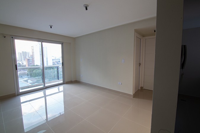 1 Dormitorio B con patio - Edificio Miraggio