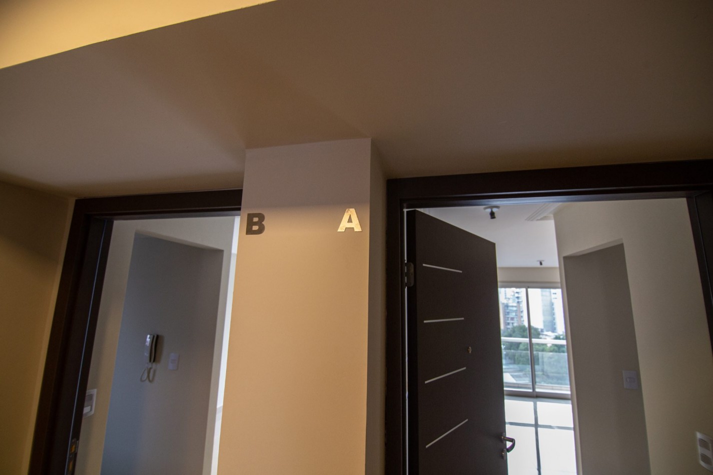 1 Dormitorio B - 2do y 10mo piso. Edificio Miraggio