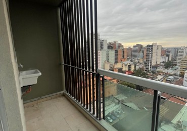 2 Dormitorios con patio privado